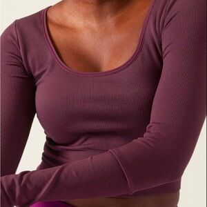 Athleta NWT!! Aurora Seamless Long Sleeve Crop